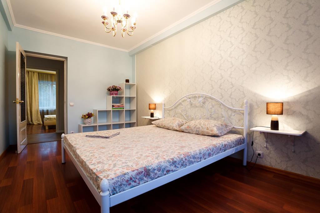Chornovola Avenue Apartment Lwów Zewnętrze zdjęcie